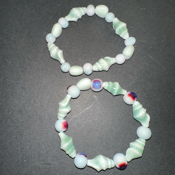 Hand Crafted Oceanic Green and White Bracelet Set - Picture 1 of 1